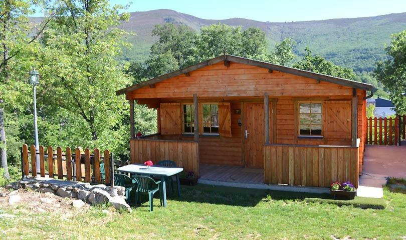 Cabanas Lago De Sanabria Vigo de Sanabria Exterior photo